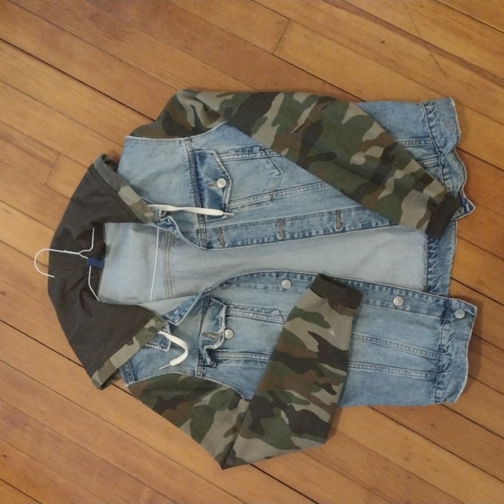 Divided, Small, Jean/Army